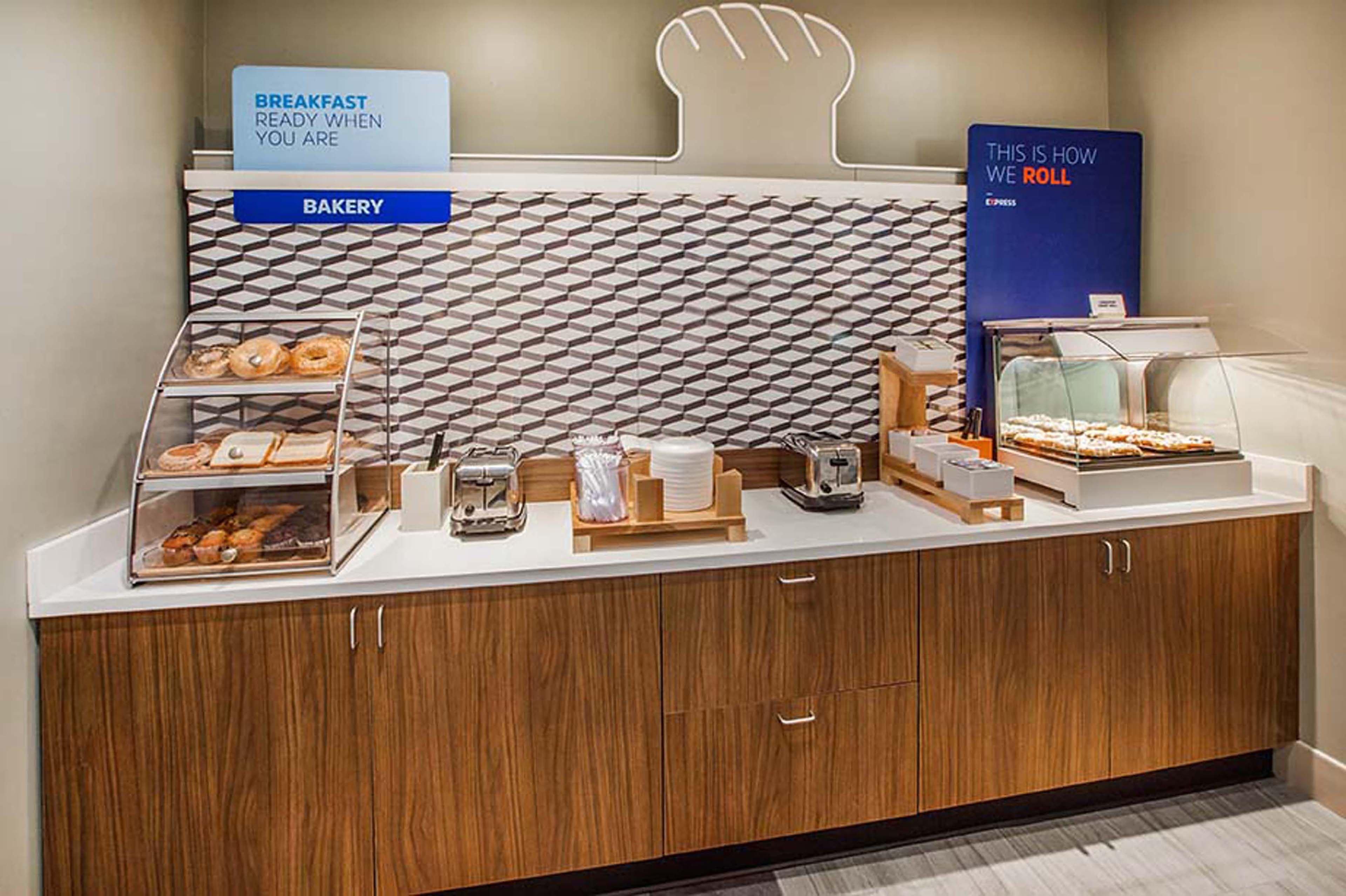 Holiday Inn Express & Suites - Green Bay East By Ihg Extérieur photo