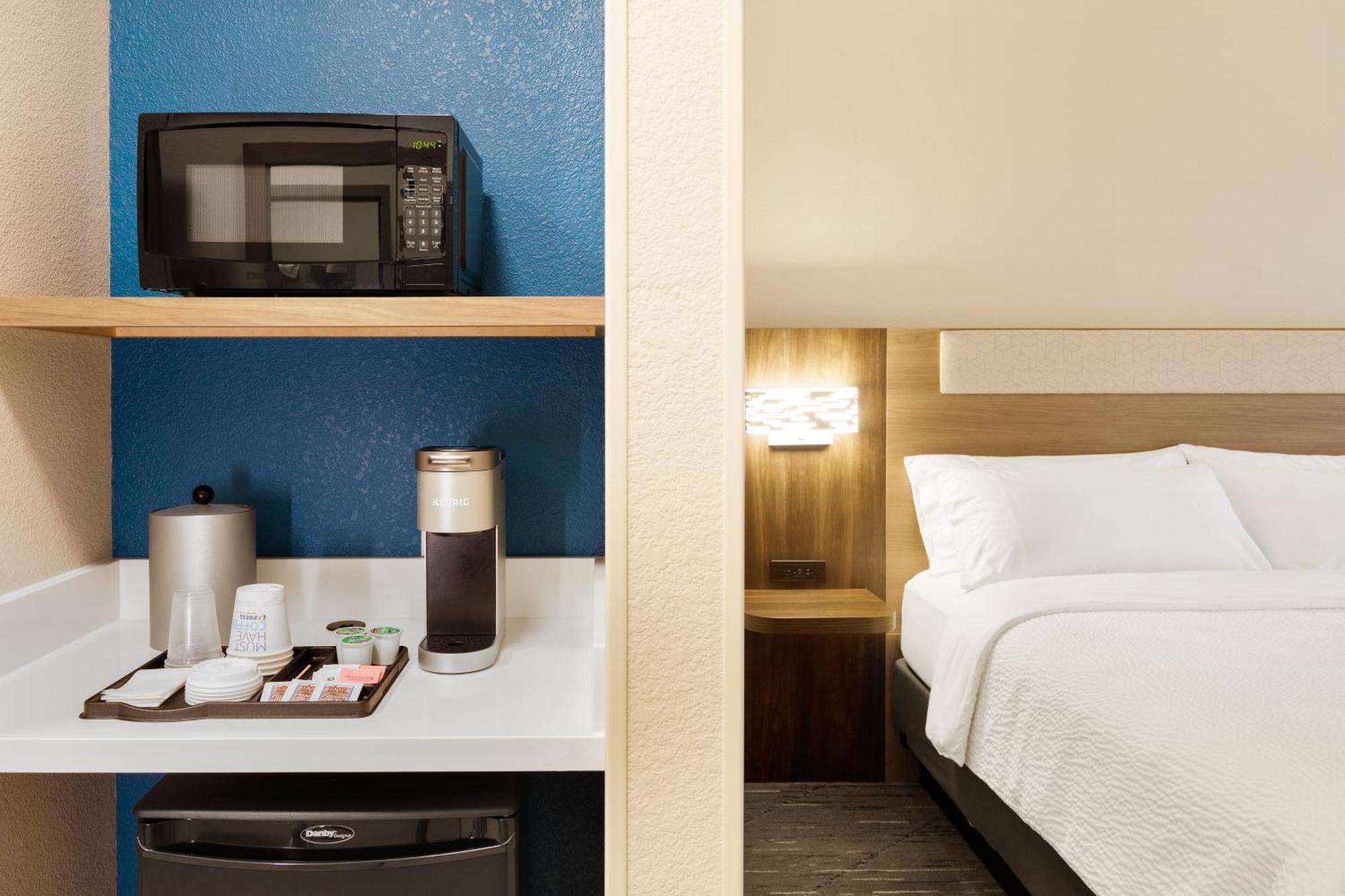 Holiday Inn Express & Suites - Green Bay East By Ihg Extérieur photo